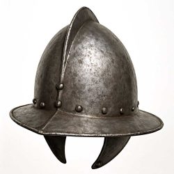 Средневековый шлем кабассет